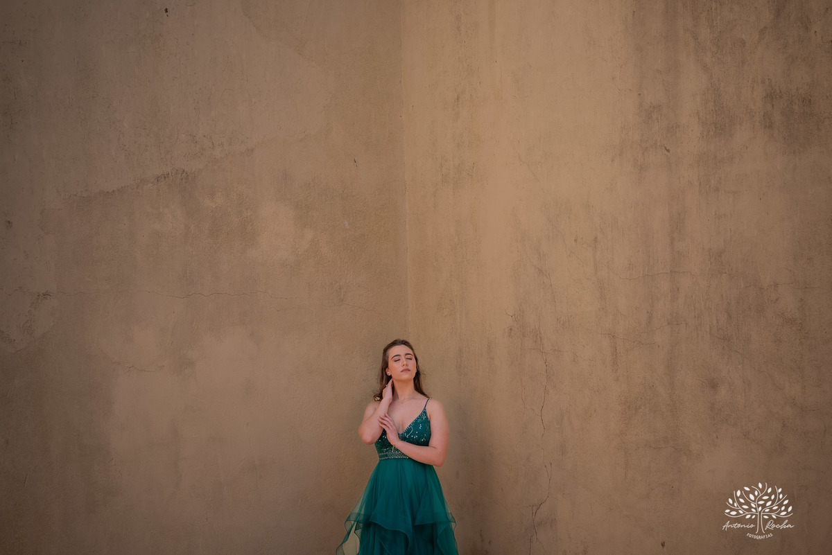 ensaios de 15 anos - fotografia de debutante - Museu do Doce - Pelotas - fotografia de aniversário - ensaio fotográfico personalizado - arquitetura histórica - luz natural - fotografia emocional - Antonio Rocha Fotografias - ensaio marcante- Quinze Anos