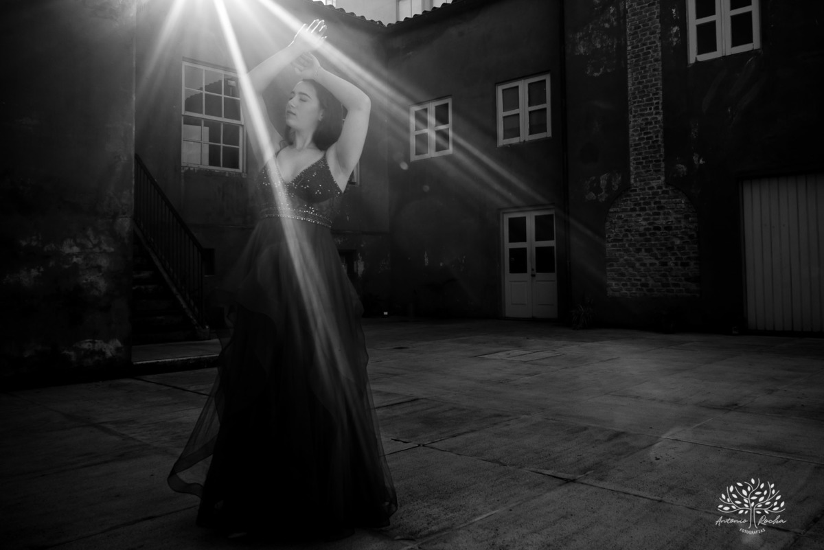 ensaios de 15 anos - fotografia de debutante - Museu do Doce - Pelotas - fotografia de aniversário - ensaio fotográfico personalizado - arquitetura histórica - luz natural - fotografia emocional - Antonio Rocha Fotografias - ensaio marcante- Quinze Anos
