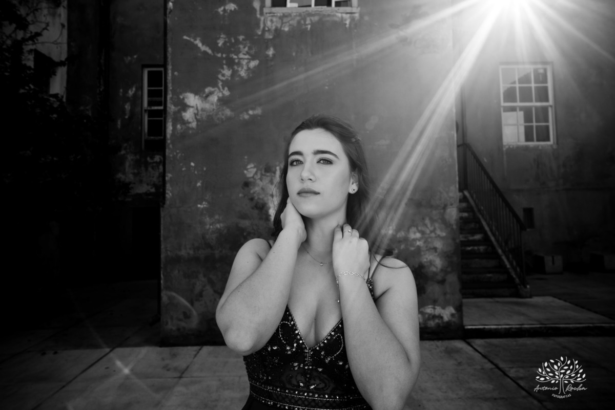 ensaios de 15 anos - fotografia de debutante - Museu do Doce - Pelotas - fotografia de aniversário - ensaio fotográfico personalizado - arquitetura histórica - luz natural - fotografia emocional - Antonio Rocha Fotografias - ensaio marcante- Quinze Anos