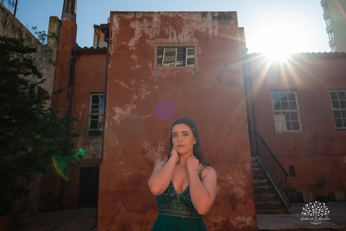 ensaios de 15 anos - fotografia de debutante - Museu do Doce - Pelotas - fotografia de aniversário - ensaio fotográfico personalizado - arquitetura histórica - luz natural - fotografia emocional - Antonio Rocha Fotografias - ensaio marcante- Quinze Anos