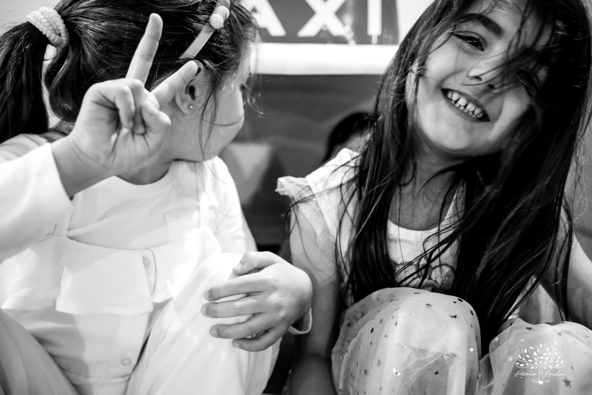 aniversário infantil - fotografia de crianças - festa temática - unicórnio - momentos especiais - registros fotográficos - alegria e diversão - show do parabéns - espontaneidade das crianças - fotografia profissional - Antonio Rocha Fotografias – Pelotas 