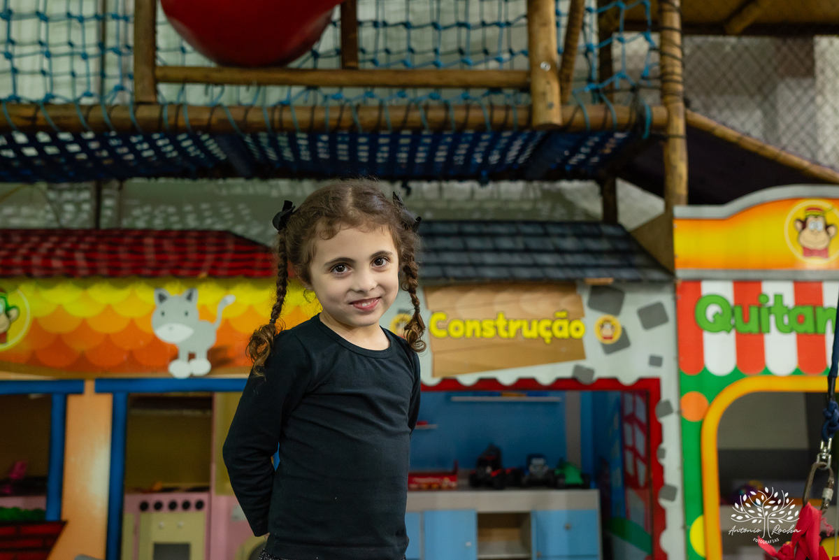 aniversário infantil - fotografia de crianças - festa temática - unicórnio - momentos especiais - registros fotográficos - alegria e diversão - show do parabéns - espontaneidade das crianças - fotografia profissional - Antonio Rocha Fotografias – Pelotas 