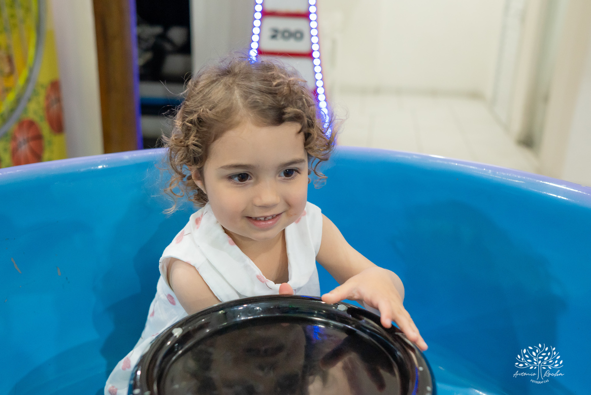 aniversário infantil - fotografia de crianças - festa temática - unicórnio - momentos especiais - registros fotográficos - alegria e diversão - show do parabéns - espontaneidade das crianças - fotografia profissional - Antonio Rocha Fotografias – Pelotas 