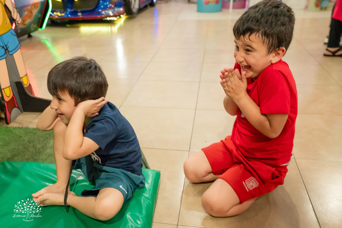 aniversário infantil - fotografia de aniversário - fotografia de família - fotógrafo infantil - Palhaça Tilika - Isabela 5 anos - playground infantil - fotografia profissional - celebração em família - Tio Antonio Rocha Fotografias - Pelotas – Loly Pop
