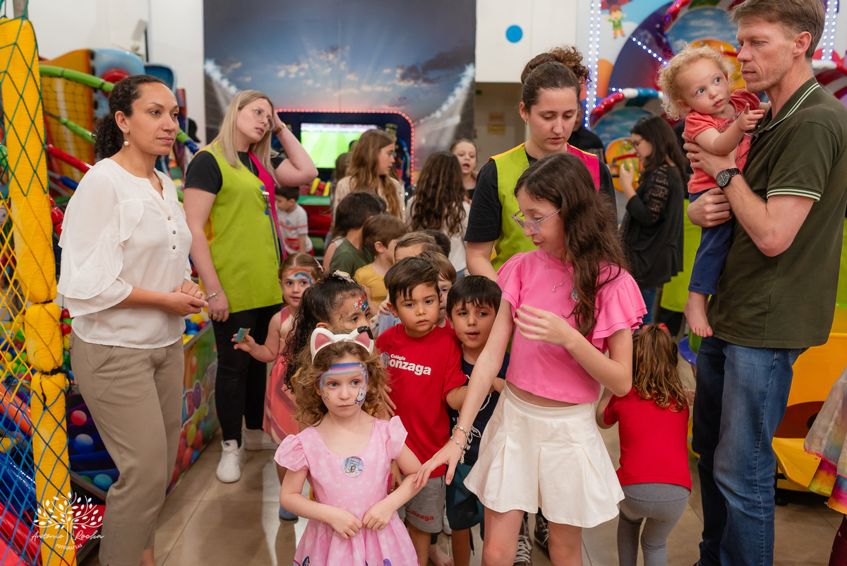 aniversário infantil - fotografia de aniversário - fotografia de família - fotógrafo infantil - Palhaça Tilika - Isabela 5 anos - playground infantil - fotografia profissional - celebração em família - Tio Antonio Rocha Fotografias - Pelotas – Loly Pop