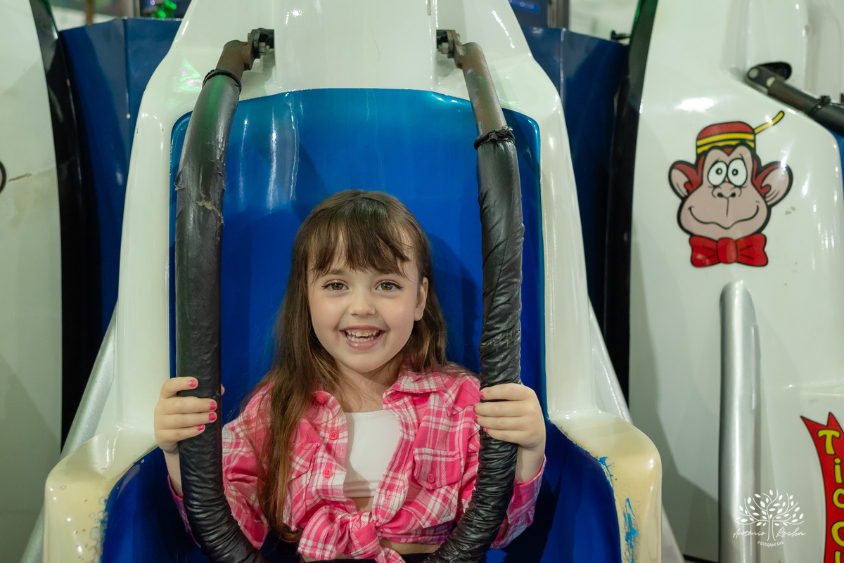 aniversário infantil - temático - show do parabéns - aniversário da Helena - Ana Castela - fotografia com emoção - fotografia profissional - play infantil - fotos de família - fotógrafo de aniversários – Pelotas - Antonio Rocha Fotografias - tio guigui