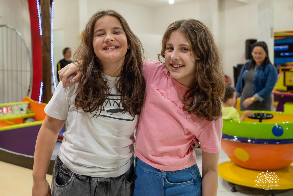 aniversário infantil - temático - show do parabéns - aniversário da Helena - Ana Castela - fotografia com emoção - fotografia profissional - play infantil - fotos de família - fotógrafo de aniversários – Pelotas - Antonio Rocha Fotografias - tio guigui