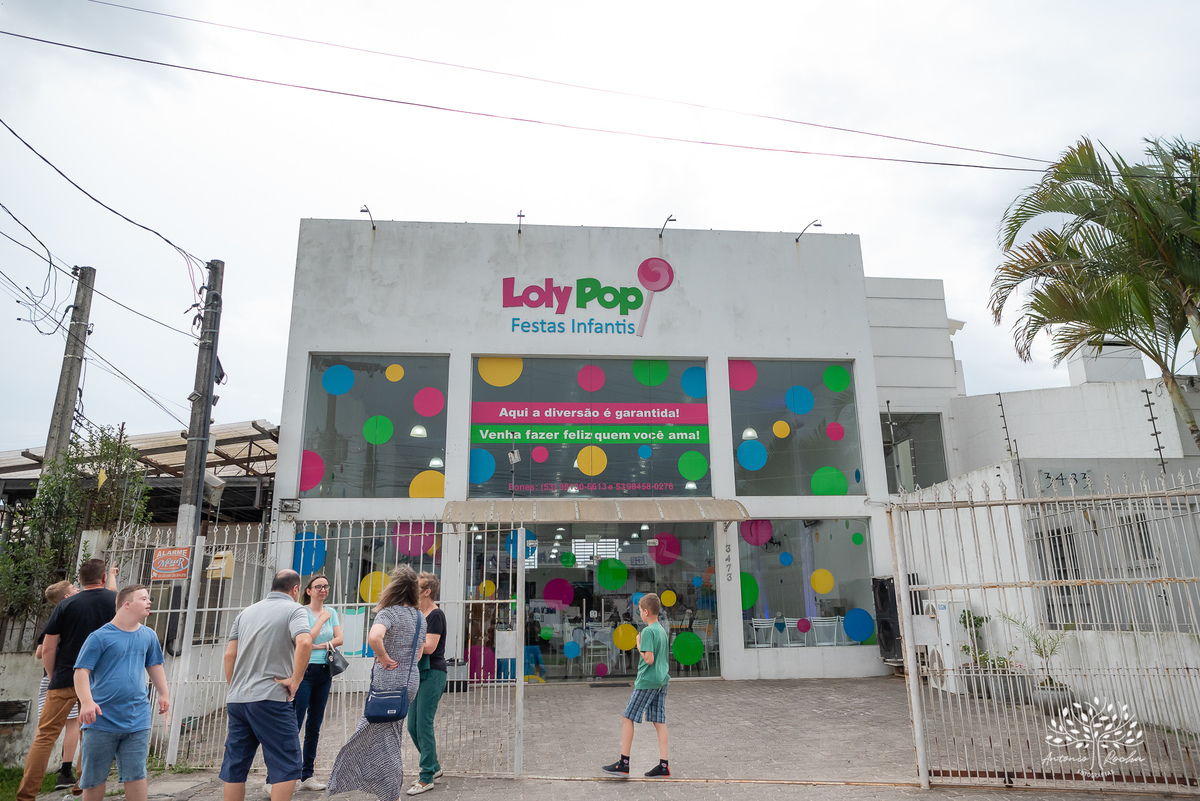 primeiro aninho - festa infantil - fotografia de aniversário - memórias da infância - registro fotográfico - celebração em família - fotografia profissional - fotografia de crianças - sorriso infantil - fotografias inesquecíveis – Pelotas – Antonio Rocha 