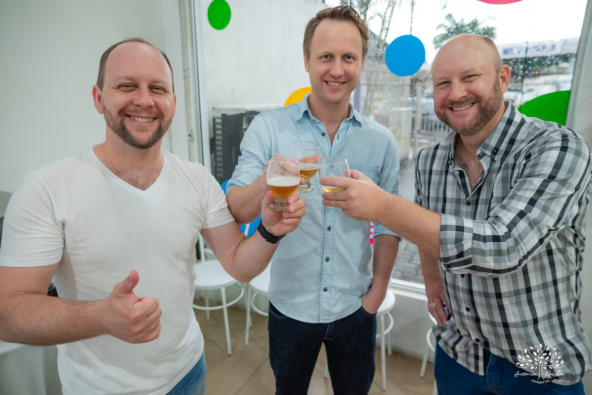 primeiro aninho - festa infantil - fotografia de aniversário - memórias da infância - registro fotográfico - celebração em família - fotografia profissional - fotografia de crianças - sorriso infantil - fotografias inesquecíveis – Pelotas – Antonio Rocha 