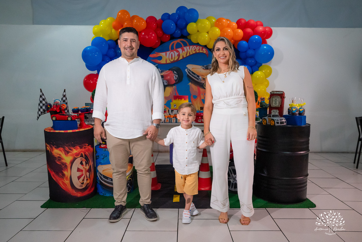 aniversário infantil - festa de 5 anos - Matteo - fotografia de aniversário - fotógrafo profissional - tema carros - - momentos em família - playground - Chuva de Neve - animador Roxito - Antonio Rocha Fotografias – Pelotas – Cliff Kids