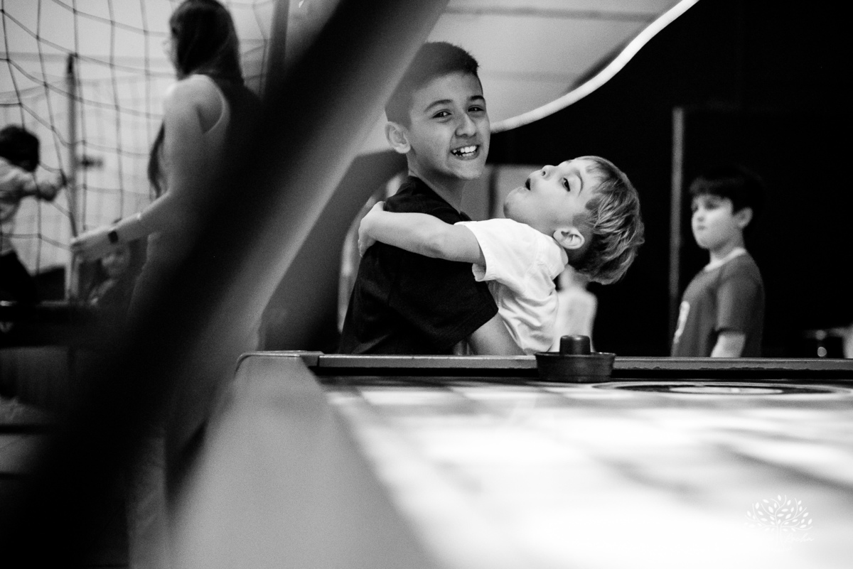 aniversário infantil - festa de 5 anos - Matteo - fotografia de aniversário - fotógrafo profissional - tema carros - - momentos em família - playground - Chuva de Neve - animador Roxito - Antonio Rocha Fotografias – Pelotas – Cliff Kids