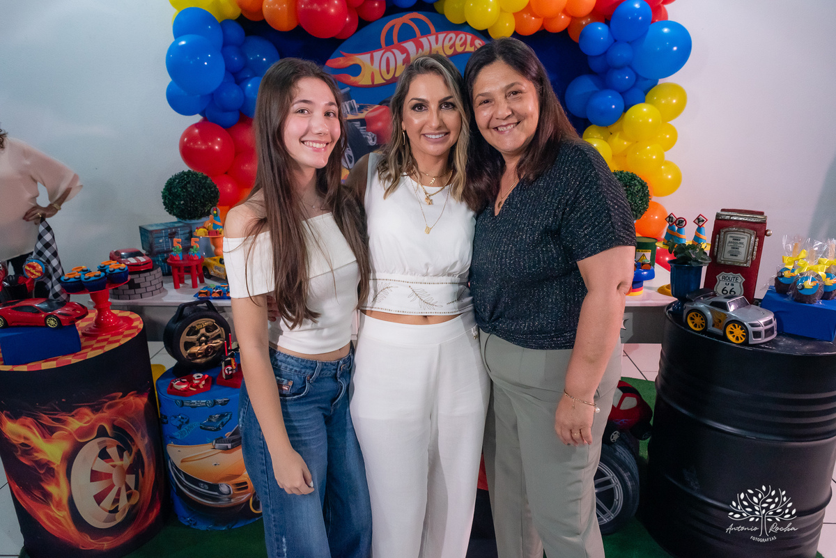 aniversário infantil - festa de 5 anos - Matteo - fotografia de aniversário - fotógrafo profissional - tema carros - - momentos em família - playground - Chuva de Neve - animador Roxito - Antonio Rocha Fotografias – Pelotas – Cliff Kids
