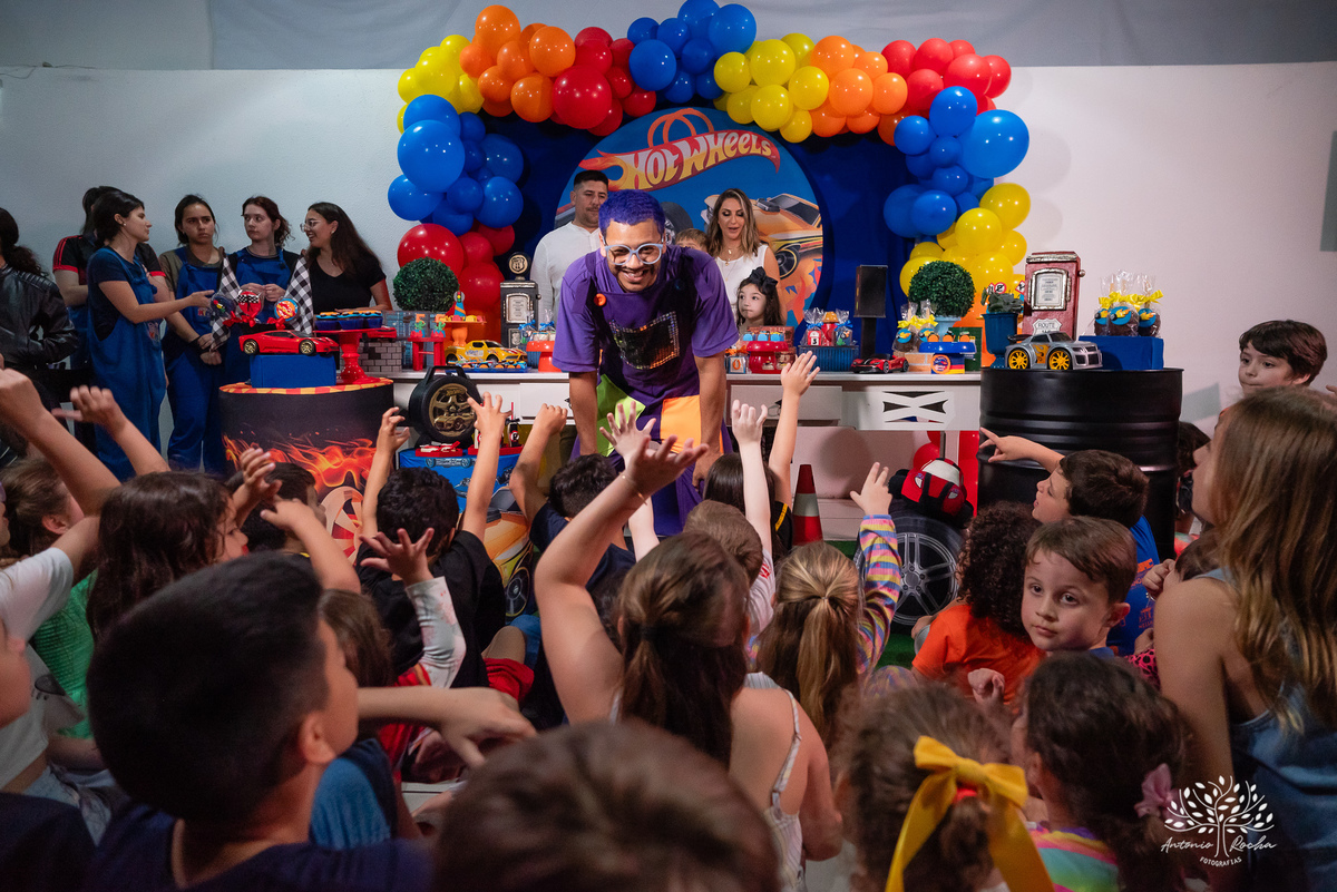 aniversário infantil - festa de 5 anos - Matteo - fotografia de aniversário - fotógrafo profissional - tema carros - - momentos em família - playground - Chuva de Neve - animador Roxito - Antonio Rocha Fotografias – Pelotas – Cliff Kids