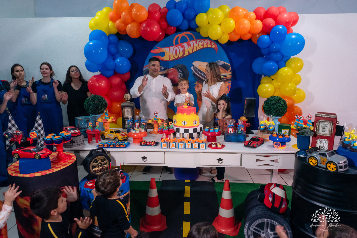 aniversário infantil - festa de 5 anos - Matteo - fotografia de aniversário - fotógrafo profissional - tema carros - - momentos em família - playground - Chuva de Neve - animador Roxito - Antonio Rocha Fotografias – Pelotas – Cliff Kids