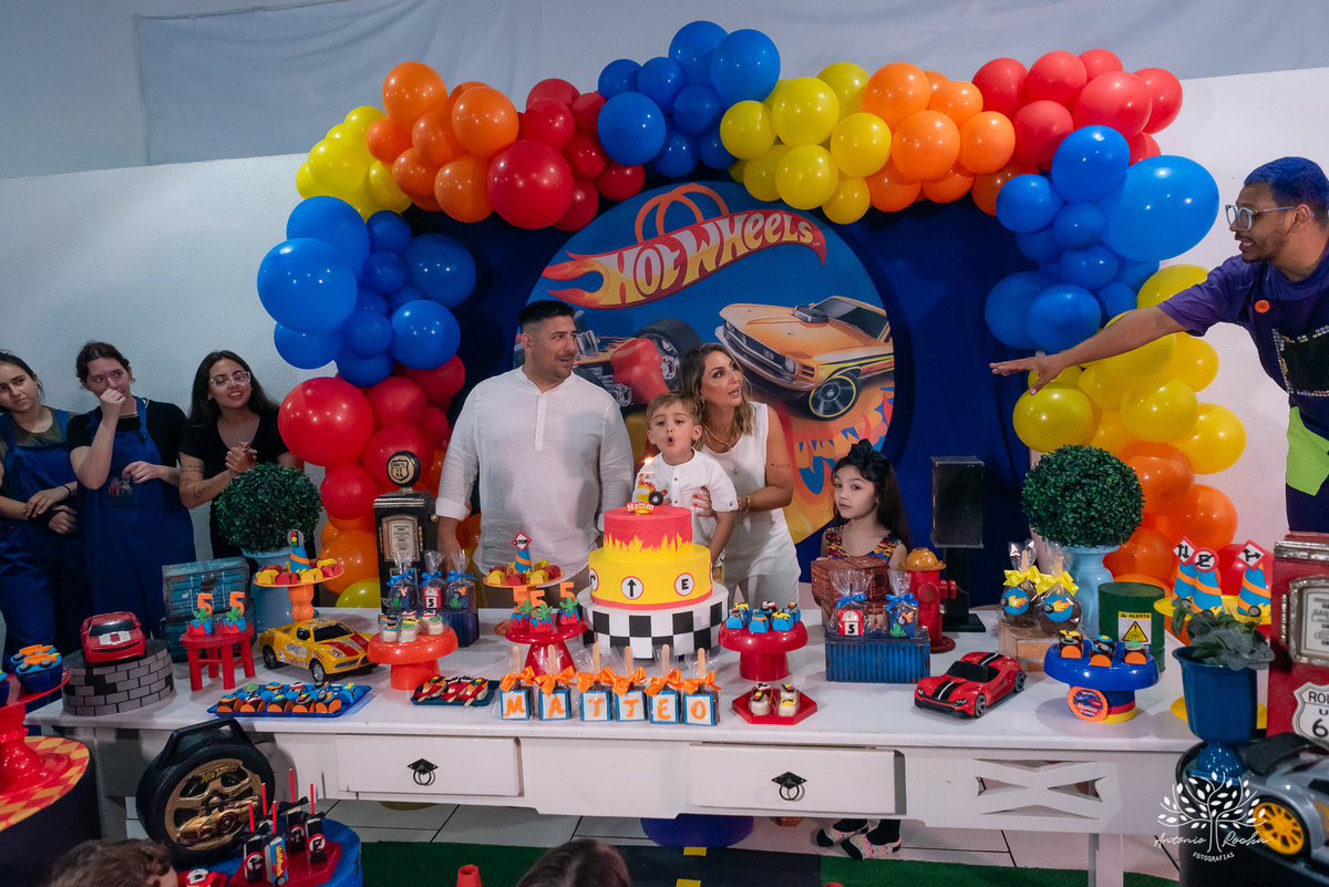 aniversário infantil - festa de 5 anos - Matteo - fotografia de aniversário - fotógrafo profissional - tema carros - - momentos em família - playground - Chuva de Neve - animador Roxito - Antonio Rocha Fotografias – Pelotas – Cliff Kids