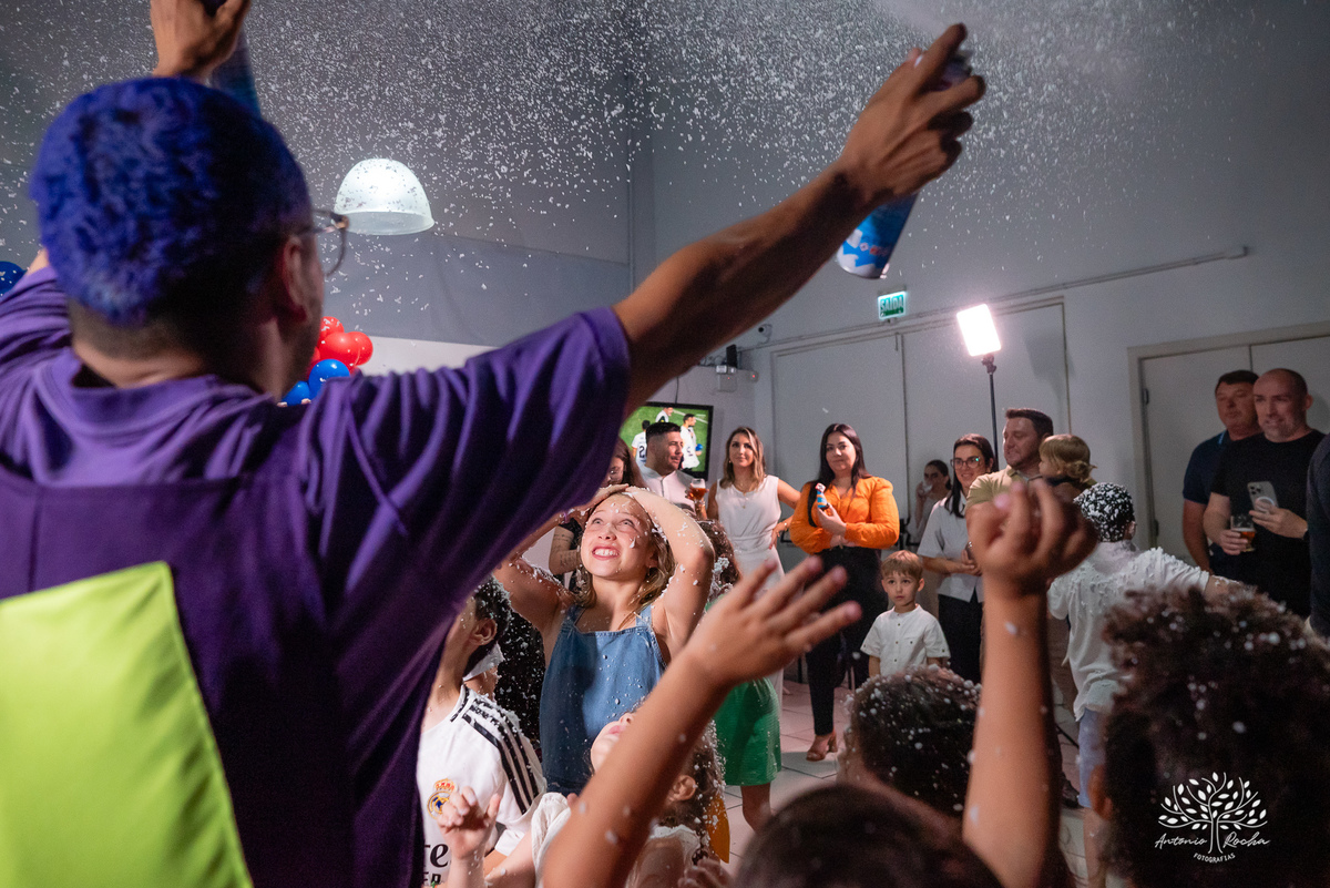 aniversário infantil - festa de 5 anos - Matteo - fotografia de aniversário - fotógrafo profissional - tema carros - - momentos em família - playground - Chuva de Neve - animador Roxito - Antonio Rocha Fotografias – Pelotas – Cliff Kids