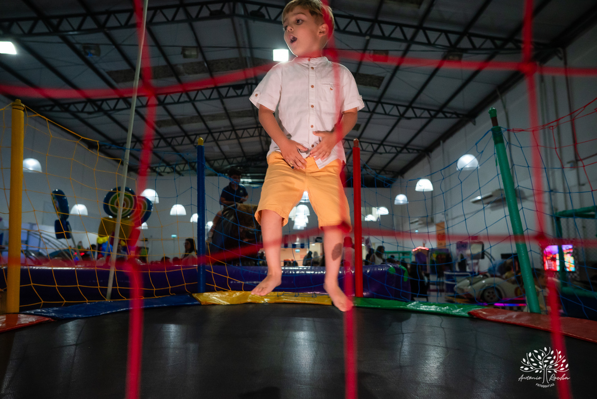 aniversário infantil - festa de 5 anos - Matteo - fotografia de aniversário - fotógrafo profissional - tema carros - - momentos em família - playground - Chuva de Neve - animador Roxito - Antonio Rocha Fotografias – Pelotas – Cliff Kids