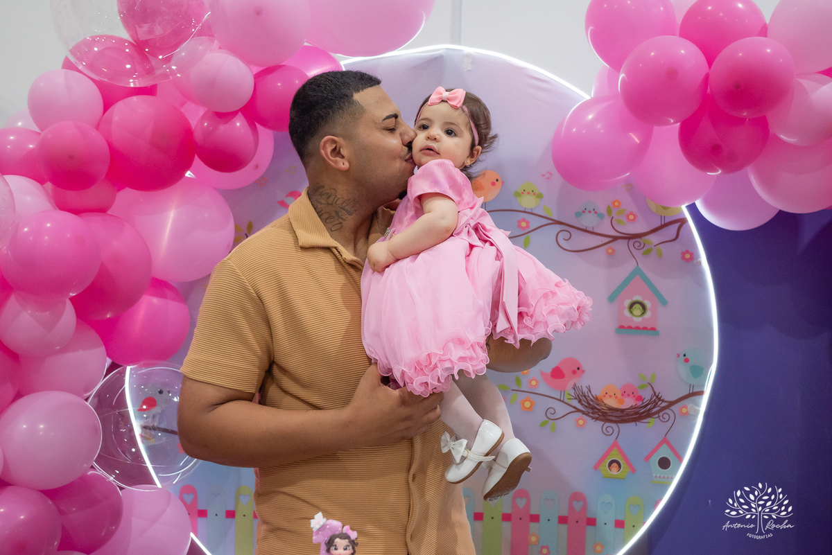 primeiro aninho - fotografia de aniversário infantil - registros de família - decoração de festa infantil - playground na festa - interação com convidados - confiança no fotógrafo - memórias afetivas - Antonio Rocha Fotografias – Pelotas – Loly Pop