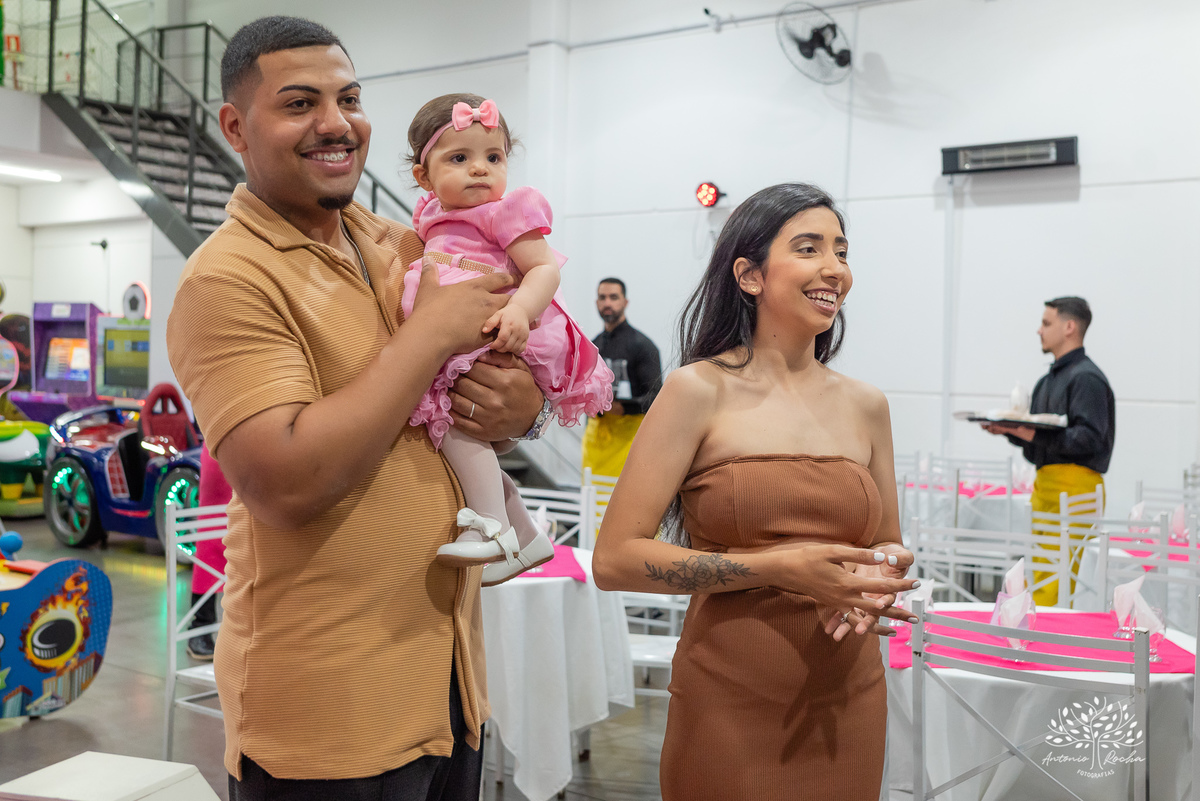 primeiro aninho - fotografia de aniversário infantil - registros de família - decoração de festa infantil - playground na festa - interação com convidados - confiança no fotógrafo - memórias afetivas - Antonio Rocha Fotografias – Pelotas – Loly Pop