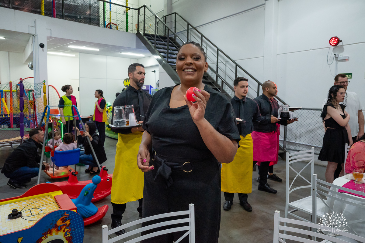 primeiro aninho - fotografia de aniversário infantil - registros de família - decoração de festa infantil - playground na festa - interação com convidados - confiança no fotógrafo - memórias afetivas - Antonio Rocha Fotografias – Pelotas – Loly Pop