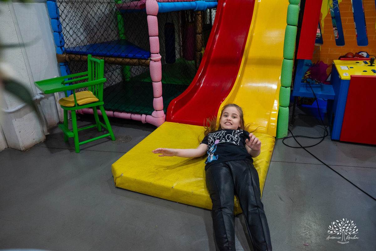 primeiro aninho - fotografia de aniversário infantil - registros de família - decoração de festa infantil - playground na festa - interação com convidados - confiança no fotógrafo - memórias afetivas - Antonio Rocha Fotografias – Pelotas – Loly Pop