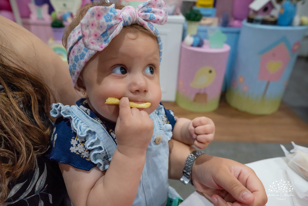 primeiro aninho - fotografia de aniversário infantil - registros de família - decoração de festa infantil - playground na festa - interação com convidados - confiança no fotógrafo - memórias afetivas - Antonio Rocha Fotografias – Pelotas – Loly Pop