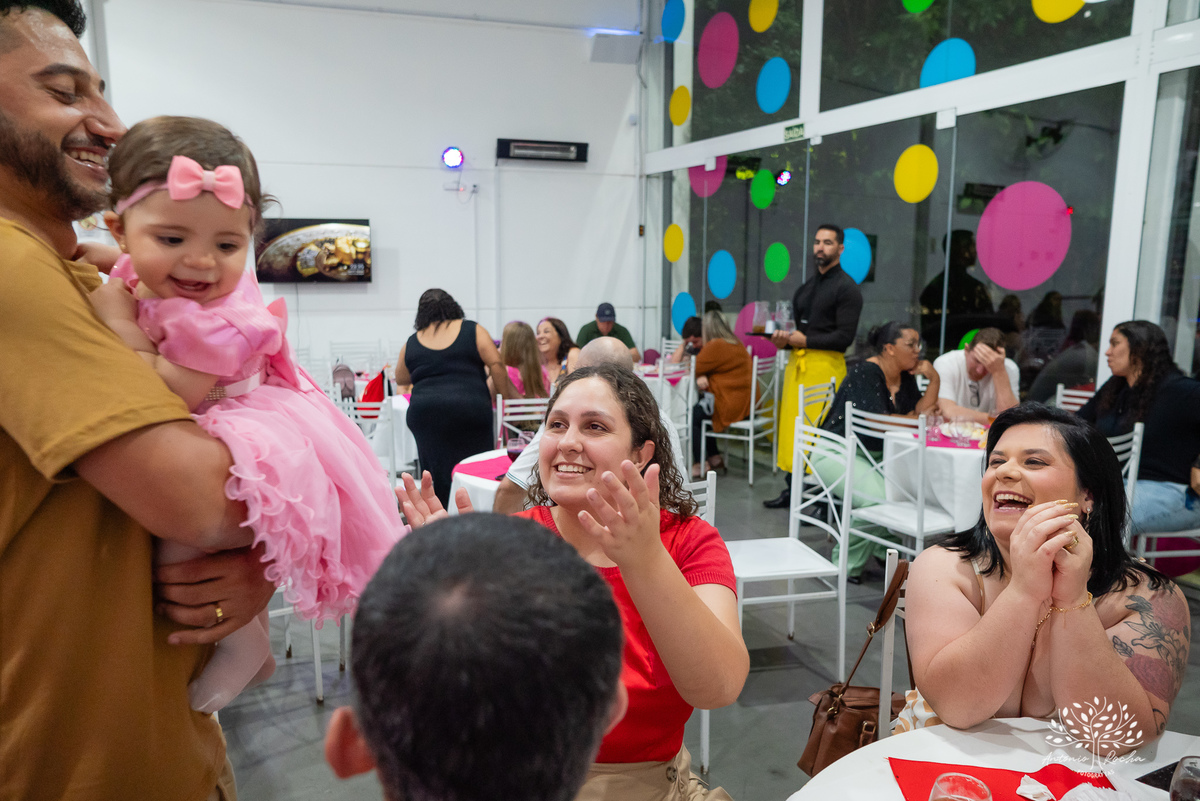 primeiro aninho - fotografia de aniversário infantil - registros de família - decoração de festa infantil - playground na festa - interação com convidados - confiança no fotógrafo - memórias afetivas - Antonio Rocha Fotografias – Pelotas – Loly Pop