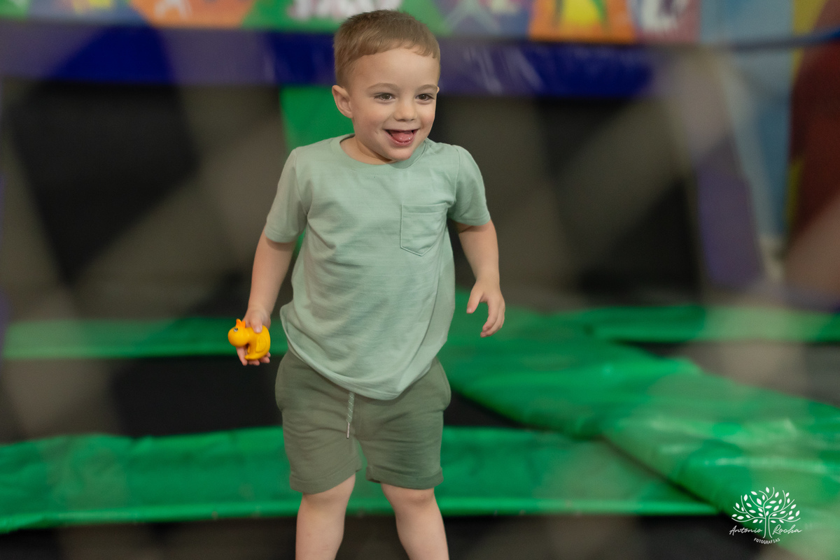aniversário infantil - fotografia de aniversário - fotógrafo de crianças - festa infantil - registros fotográficos - celebração em família - fotografia criativa - brincadeiras infantis - fotógrafo Antonio Rocha - fotografia de eventos - Pelotas