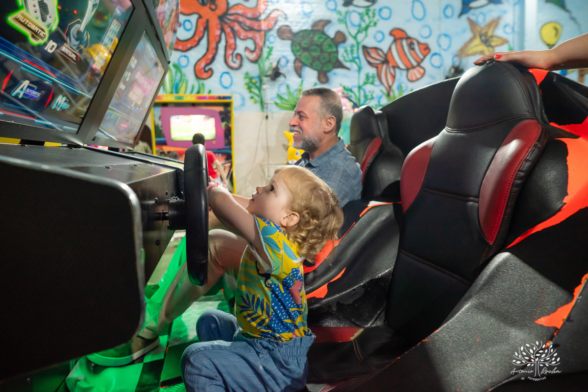 aniversário infantil - fotografia de aniversário - fotógrafo de crianças - festa infantil - registros fotográficos - celebração em família - fotografia criativa - brincadeiras infantis - fotógrafo Antonio Rocha - fotografia de eventos - Pelotas