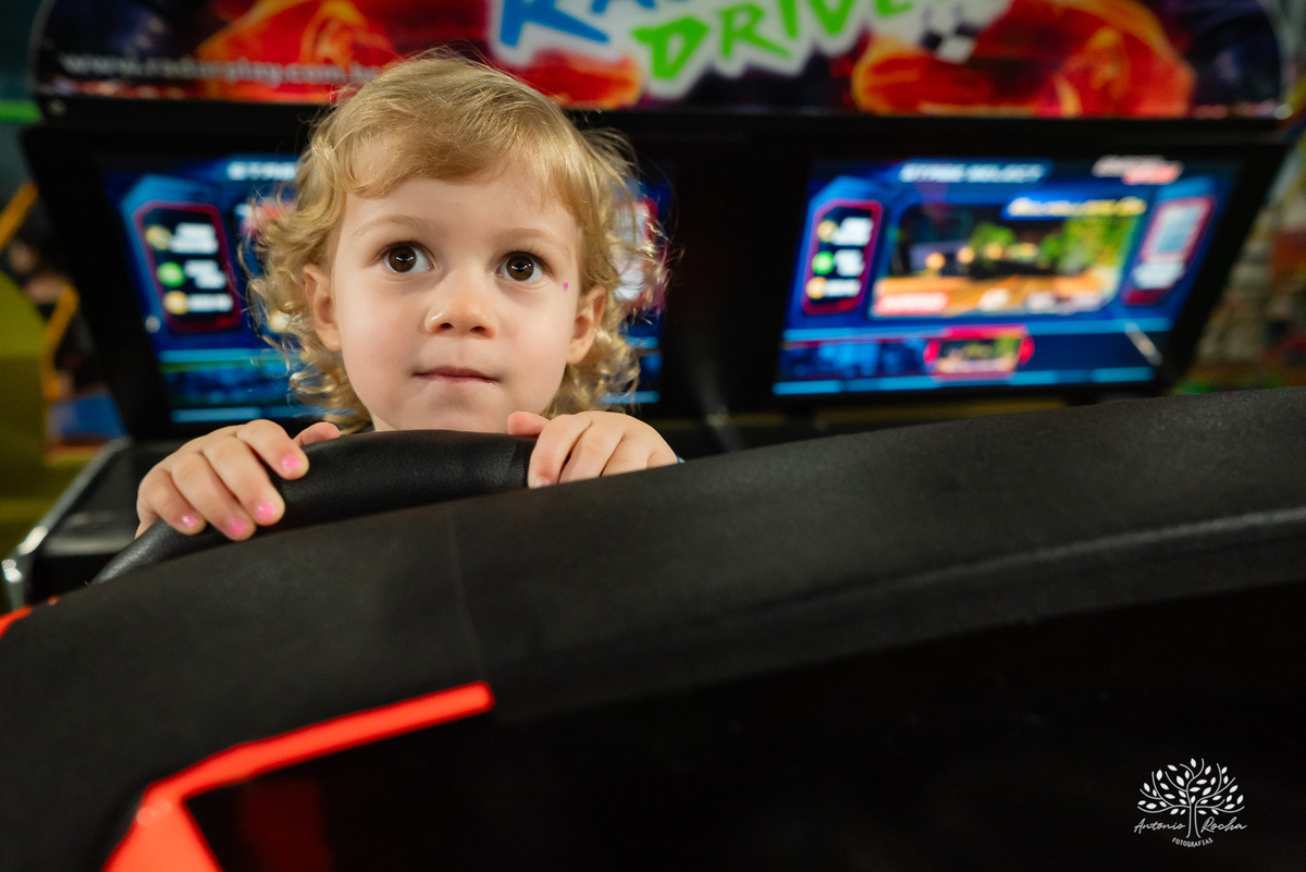 aniversário infantil - fotografia de aniversário - fotógrafo de crianças - festa infantil - registros fotográficos - celebração em família - fotografia criativa - brincadeiras infantis - fotógrafo Antonio Rocha - fotografia de eventos - Pelotas