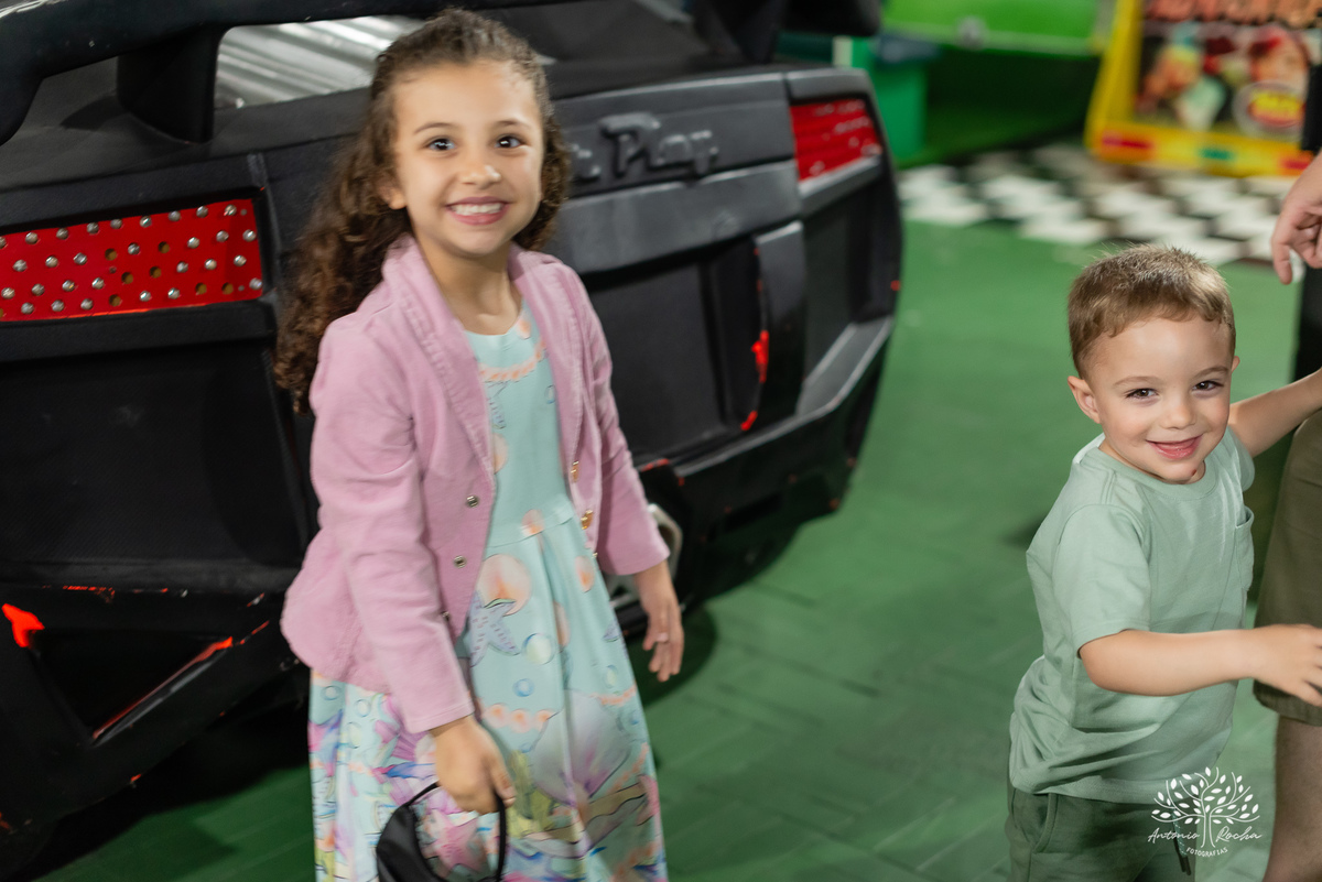 aniversário infantil - fotografia de aniversário - fotógrafo de crianças - festa infantil - registros fotográficos - celebração em família - fotografia criativa - brincadeiras infantis - fotógrafo Antonio Rocha - fotografia de eventos - Pelotas