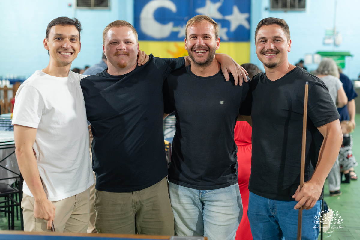 aniversário infantil - fotografia de aniversário - fotógrafo de crianças - festa infantil - registros fotográficos - celebração em família - fotografia criativa - brincadeiras infantis - fotógrafo Antonio Rocha - fotografia de eventos - Pelotas