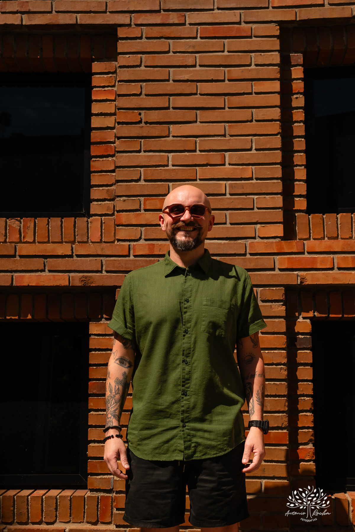 ensaio fotográfico - casal - 20 anos juntos - conexão - amor duradouro - autenticidade - energia única - fotografia de casais - celebração do amor - ensaio personalizado - fotografia profissional  - Antonio Rocha Fotografias – Pelotas