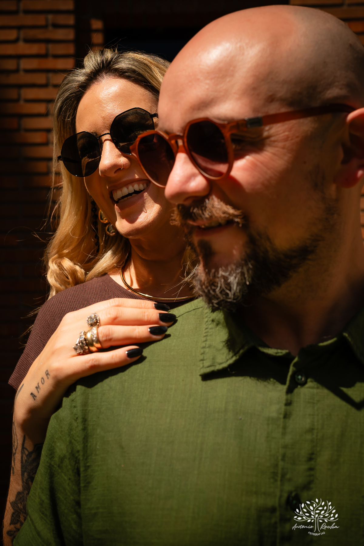 ensaio fotográfico - casal - 20 anos juntos - conexão - amor duradouro - autenticidade - energia única - fotografia de casais - celebração do amor - ensaio personalizado - fotografia profissional  - Antonio Rocha Fotografias – Pelotas