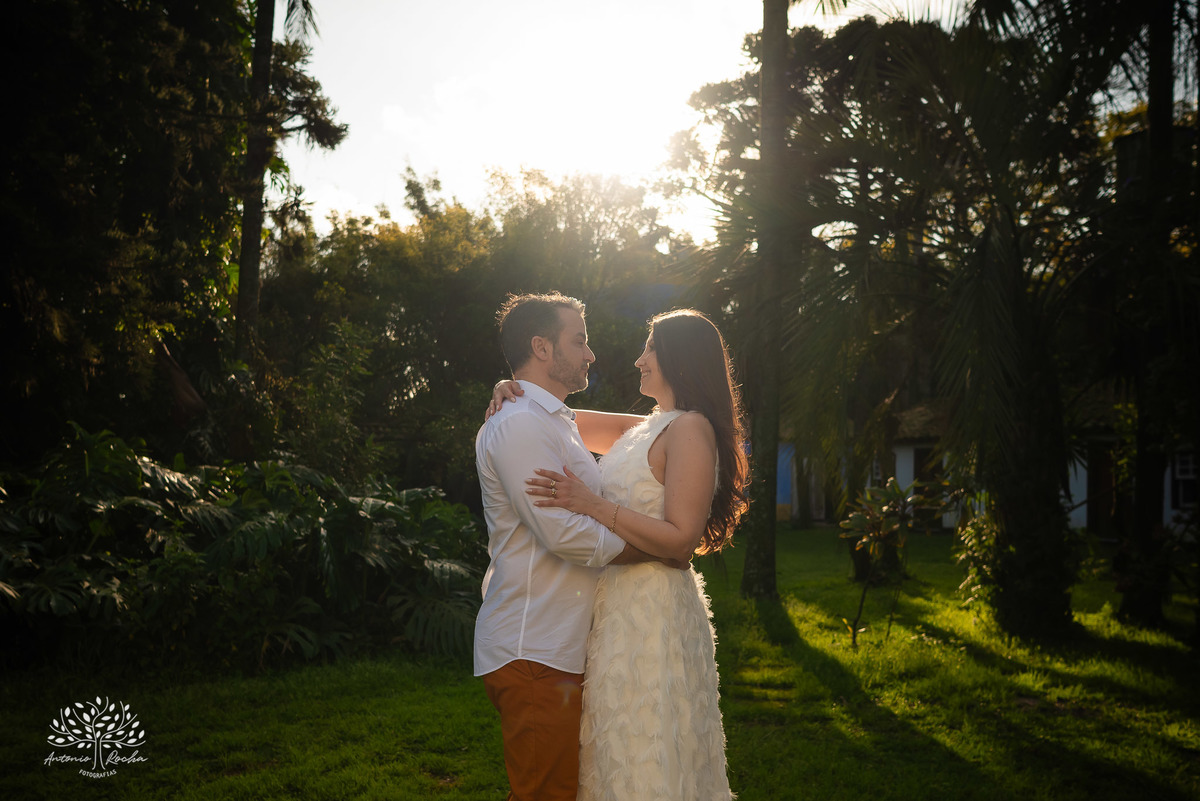 ensaio pré-wedding - Alice e Eduardo - Charqueada Santa Rita - Pelotas - conexão de casal - fotografia de casais - amor em fotos - ensaio ao ar livre - história de amor - fotografia de casamento - fotos emocionantes - Antonio Rocha Fotografias - Pelotas