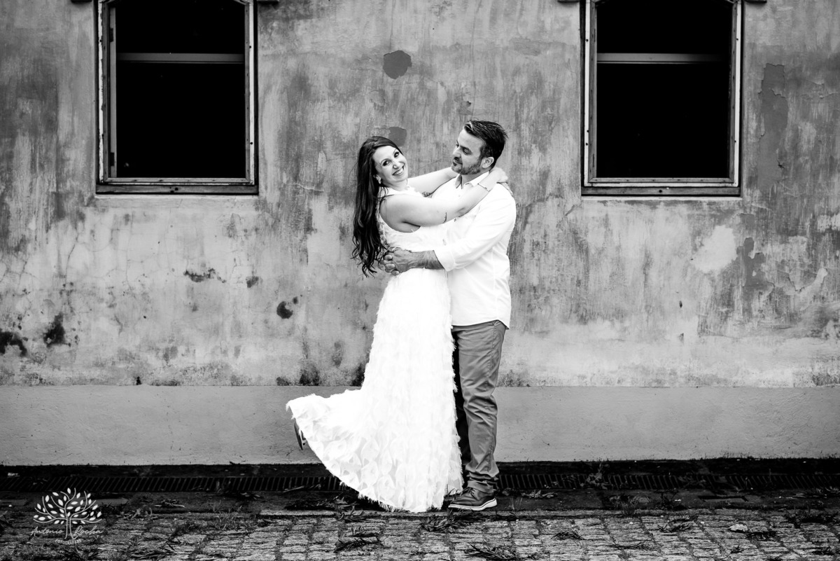 ensaio pré-wedding - Alice e Eduardo - Charqueada Santa Rita - Pelotas - conexão de casal - fotografia de casais - amor em fotos - ensaio ao ar livre - história de amor - fotografia de casamento - fotos emocionantes - Antonio Rocha Fotografias - Pelotas