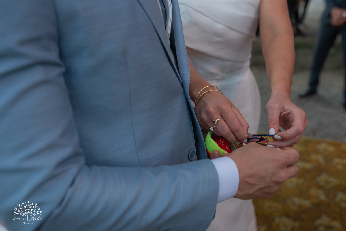 amor - celebração única - casamento personalizado - Daiane e Bruno - making of animado - cerimônia criativa - alianças inusitadas - bolinha de beach tennis - chuva de bolinhas - festa animada - fotografia de casamento - memórias especiais - Antonio Rocha 