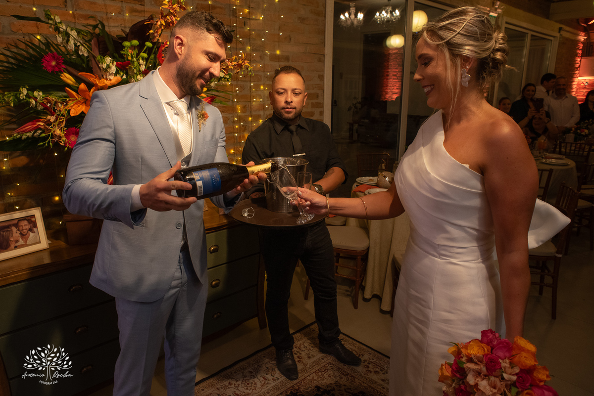 amor - celebração única - casamento personalizado - Daiane e Bruno - making of animado - cerimônia criativa - alianças inusitadas - bolinha de beach tennis - chuva de bolinhas - festa animada - fotografia de casamento - memórias especiais - Antonio Rocha 