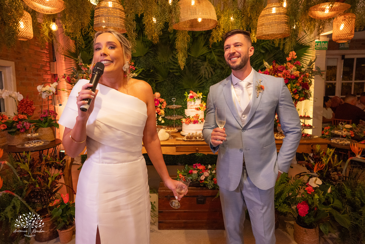 amor - celebração única - casamento personalizado - Daiane e Bruno - making of animado - cerimônia criativa - alianças inusitadas - bolinha de beach tennis - chuva de bolinhas - festa animada - fotografia de casamento - memórias especiais - Antonio Rocha 
