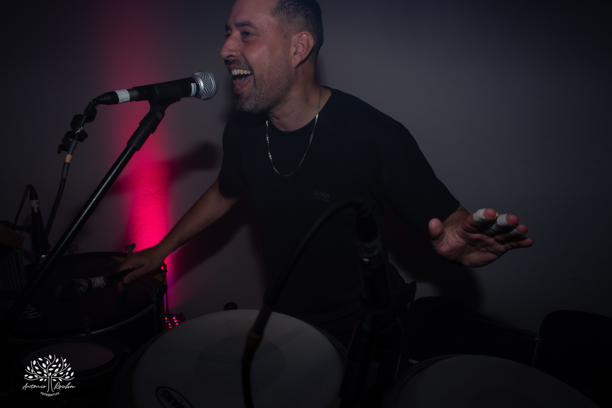 amor - celebração única - casamento personalizado - Daiane e Bruno - making of animado - cerimônia criativa - alianças inusitadas - bolinha de beach tennis - chuva de bolinhas - festa animada - fotografia de casamento - memórias especiais - Antonio Rocha 