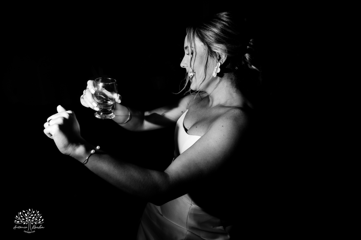 amor - celebração única - casamento personalizado - Daiane e Bruno - making of animado - cerimônia criativa - alianças inusitadas - bolinha de beach tennis - chuva de bolinhas - festa animada - fotografia de casamento - memórias especiais - Antonio Rocha 