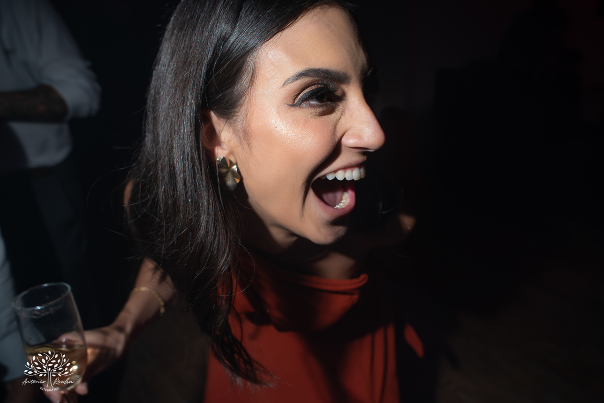 amor - celebração única - casamento personalizado - Daiane e Bruno - making of animado - cerimônia criativa - alianças inusitadas - bolinha de beach tennis - chuva de bolinhas - festa animada - fotografia de casamento - memórias especiais - Antonio Rocha 