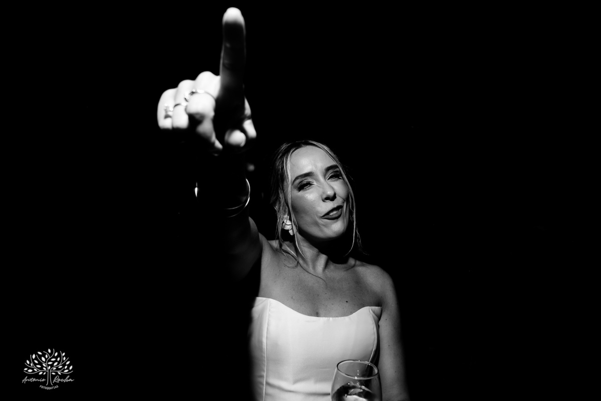 amor - celebração única - casamento personalizado - Daiane e Bruno - making of animado - cerimônia criativa - alianças inusitadas - bolinha de beach tennis - chuva de bolinhas - festa animada - fotografia de casamento - memórias especiais - Antonio Rocha 