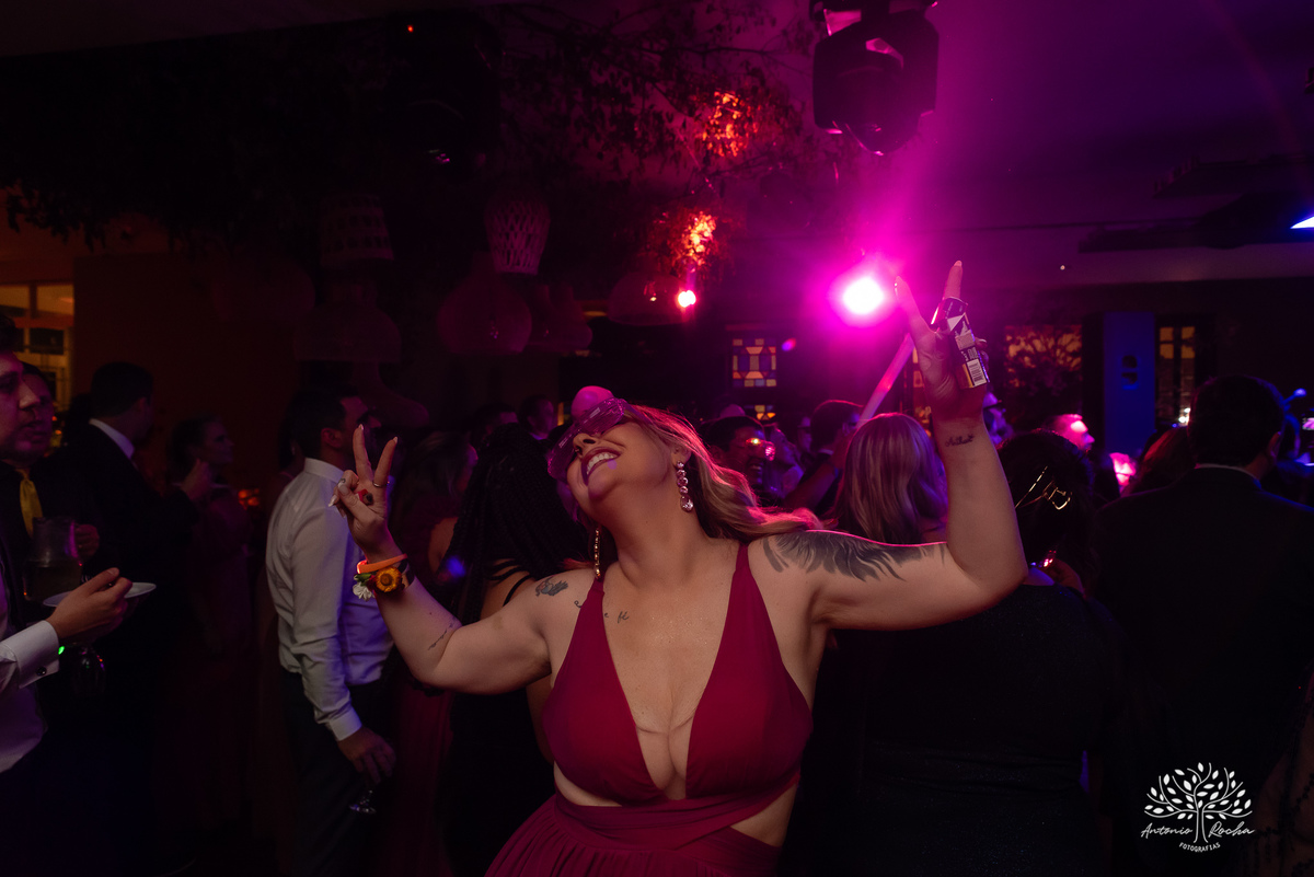 casamento - Alice e Eduardo - cerimônia ao entardecer - making of - fotos de casamento - fotógrafo profissional - celebração - amor e emoção - música ao vivo - Moisa - Dalvan Wendler - Lavie Eventos - buffet Fabricio Radmann - Antonio Rocha Fotografias - 