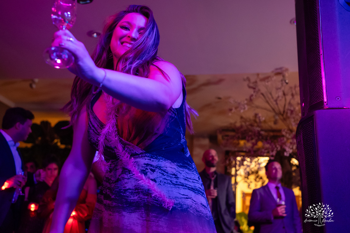 casamento - Alice e Eduardo - cerimônia ao entardecer - making of - fotos de casamento - fotógrafo profissional - celebração - amor e emoção - música ao vivo - Moisa - Dalvan Wendler - Lavie Eventos - buffet Fabricio Radmann - Antonio Rocha Fotografias - 