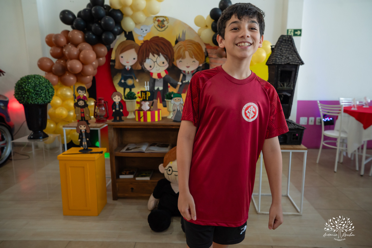 Dora - 11 anos - aniversário - Harry Potter - festa temática - magia - celebração - amizade - família - decoração - cascata de chocolate - fotografia - Antonio Rocha Fotografias - amor - alegria - confiança - registro especial – Pelotas – Loly Pop
