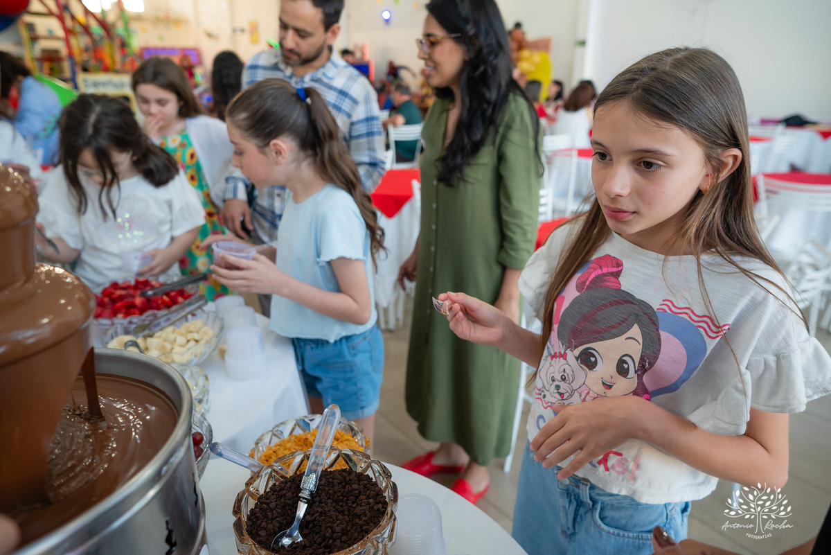 Dora - 11 anos - aniversário - Harry Potter - festa temática - magia - celebração - amizade - família - decoração - cascata de chocolate - fotografia - Antonio Rocha Fotografias - amor - alegria - confiança - registro especial – Pelotas – Loly Pop