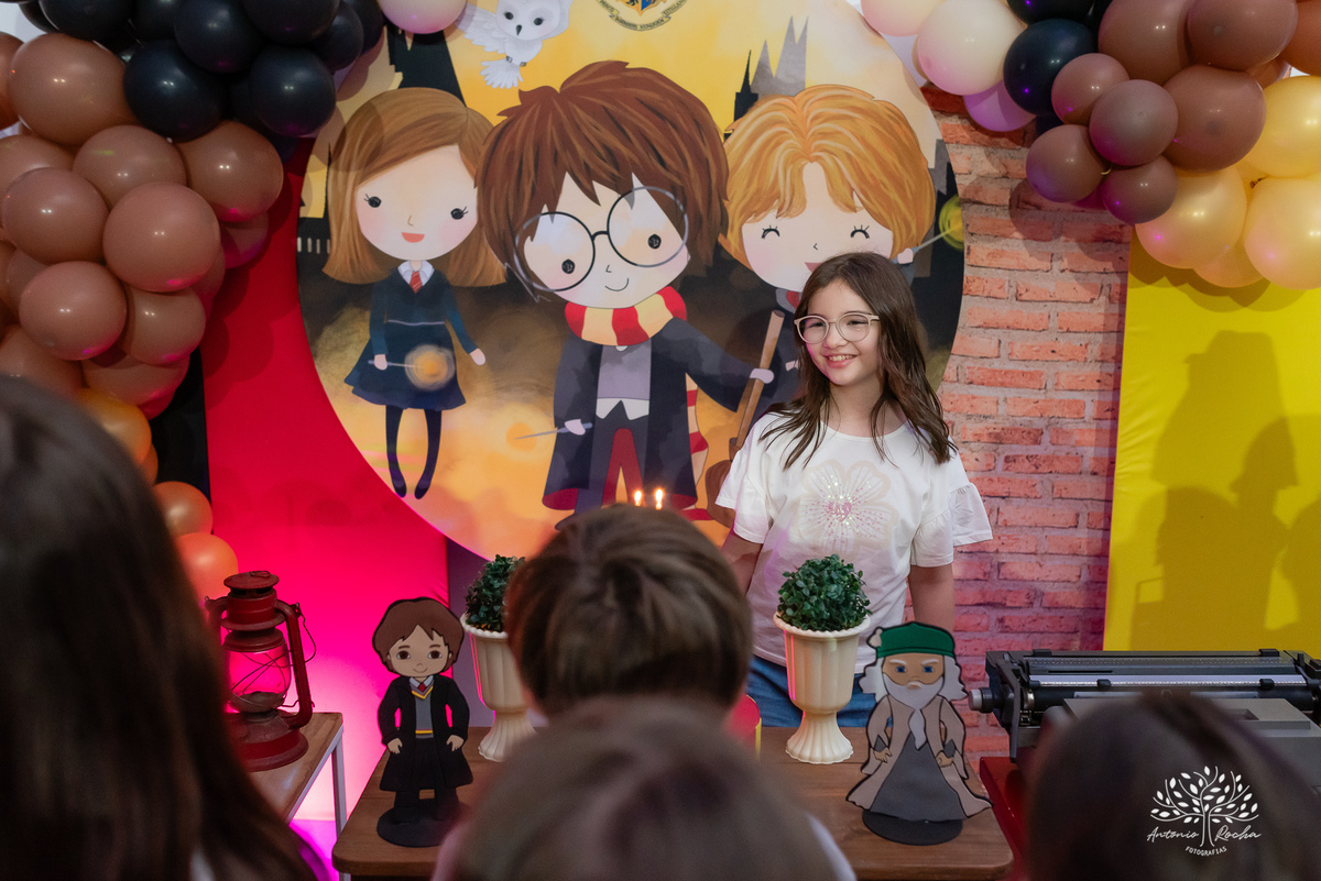 Dora - 11 anos - aniversário - Harry Potter - festa temática - magia - celebração - amizade - família - decoração - cascata de chocolate - fotografia - Antonio Rocha Fotografias - amor - alegria - confiança - registro especial – Pelotas – Loly Pop