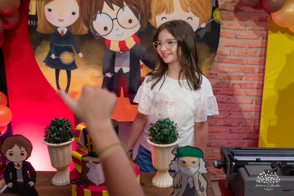 Dora - 11 anos - aniversário - Harry Potter - festa temática - magia - celebração - amizade - família - decoração - cascata de chocolate - fotografia - Antonio Rocha Fotografias - amor - alegria - confiança - registro especial – Pelotas – Loly Pop
