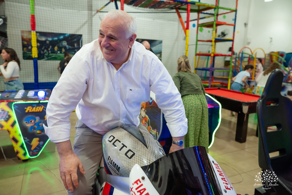 Dora - 11 anos - aniversário - Harry Potter - festa temática - magia - celebração - amizade - família - decoração - cascata de chocolate - fotografia - Antonio Rocha Fotografias - amor - alegria - confiança - registro especial – Pelotas – Loly Pop